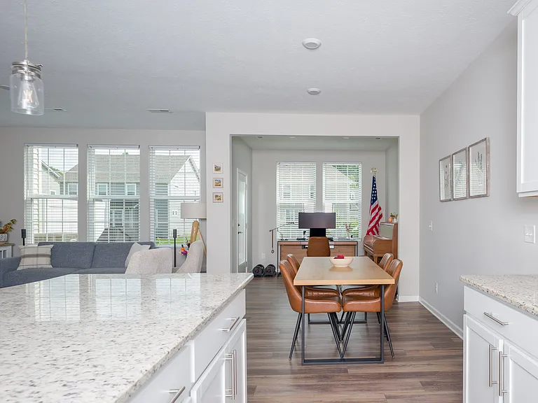 810 Three Dipper Ln #3 — Photo 6