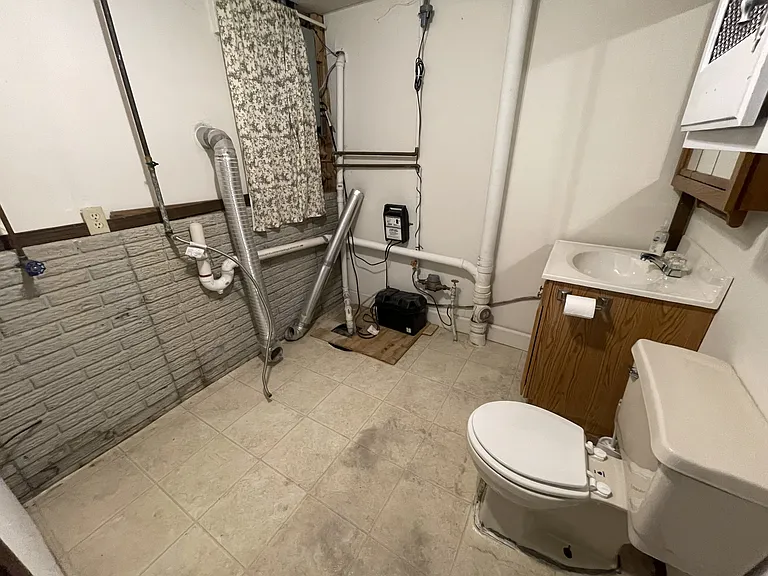 105 Colony Dr — Photo 20