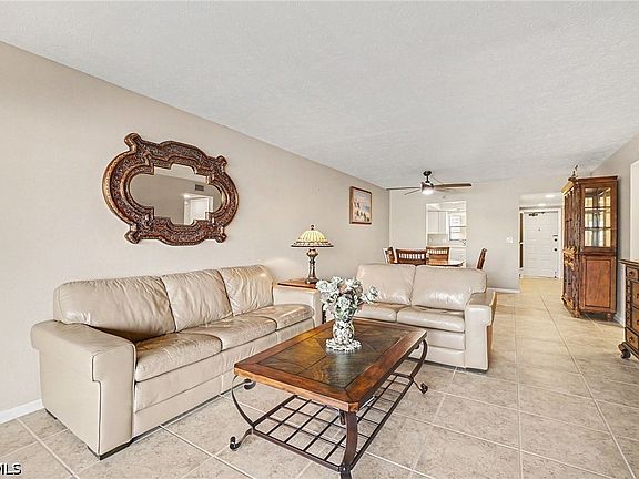 5th image of 4622 SW Santa Barbara Pl APT 111
