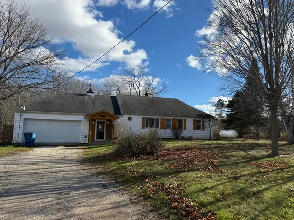 11355 Battle Creek Hwy, Bellevue, MI 49021