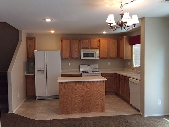 5th image of 542 Queensborough Ave