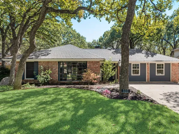 533 Circleview Dr S, Hurst, TX 76054