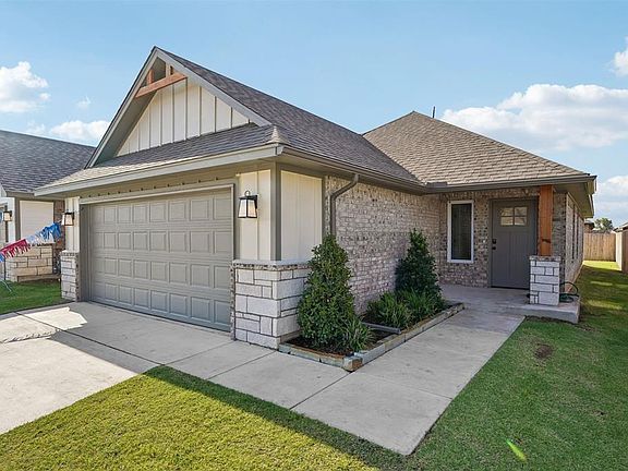 2nd image of 1108 SW 139th Ter