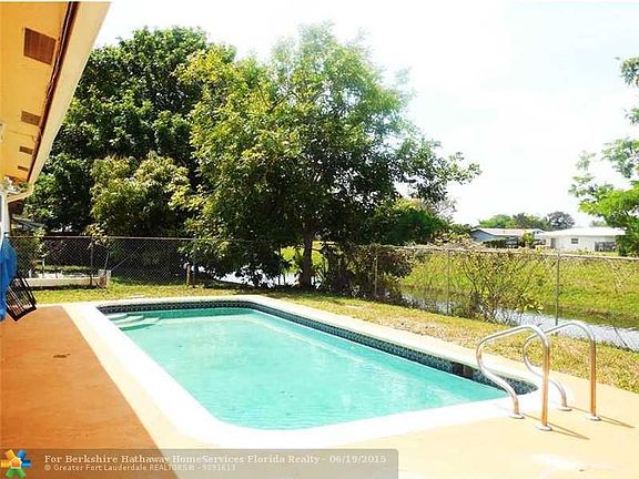 2nd image of 341 SW 83rd Ave