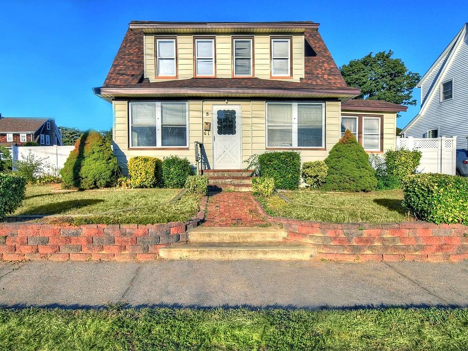1st image of 3 Grenville Ave