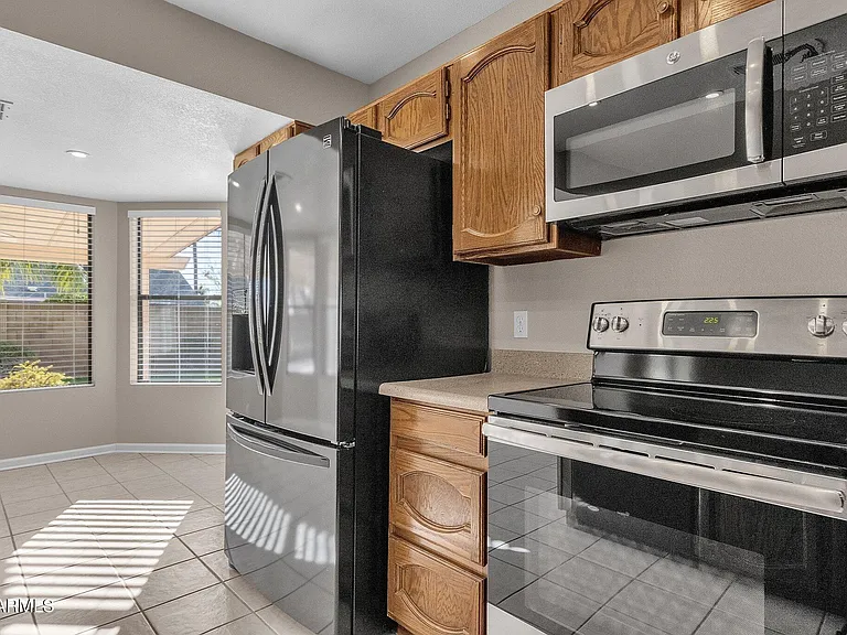 4307 E Karen Dr — Photo 9