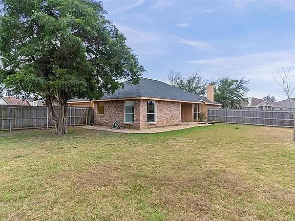 5th image of 610 Kristi Ln