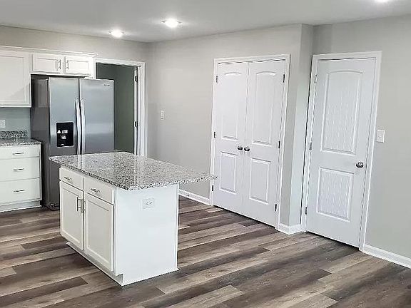 3rd image of 3025 Bodie Ct