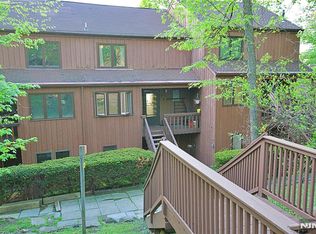 9 Village Way Unit 4, Vernon, NJ 07462