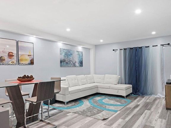 3rd image of 6125 W 20th Ave APT 302