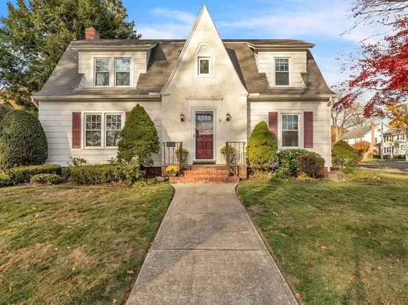 64 Hillcrest Ave, Longmeadow, MA 01106