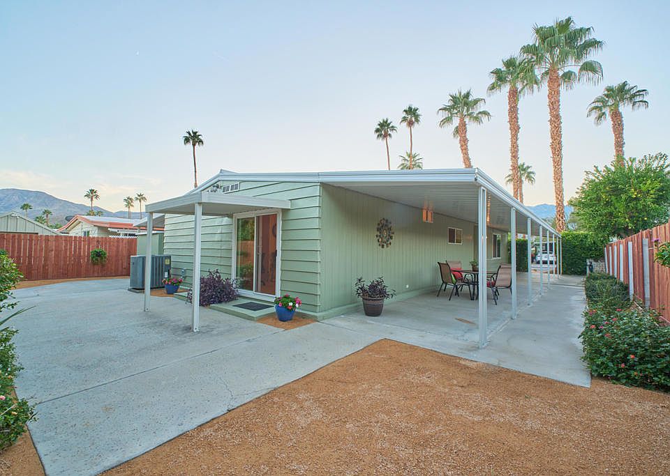 1st image of 40 N Paseo Laredo