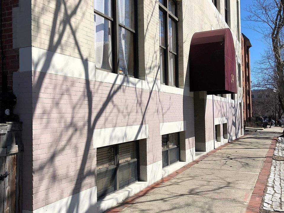 1st image of 24 Norman St APT 6