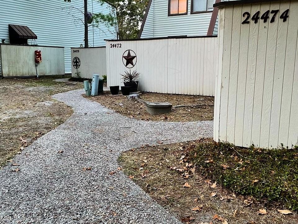 1st image of 24474 Country Club Dr