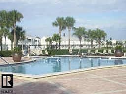 5th image of 5252 Beach Dr SE