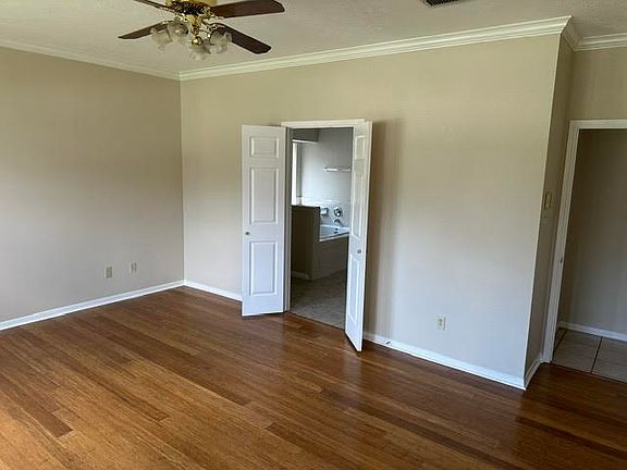 4th image of 3410 Amber Forest Dr #3410
