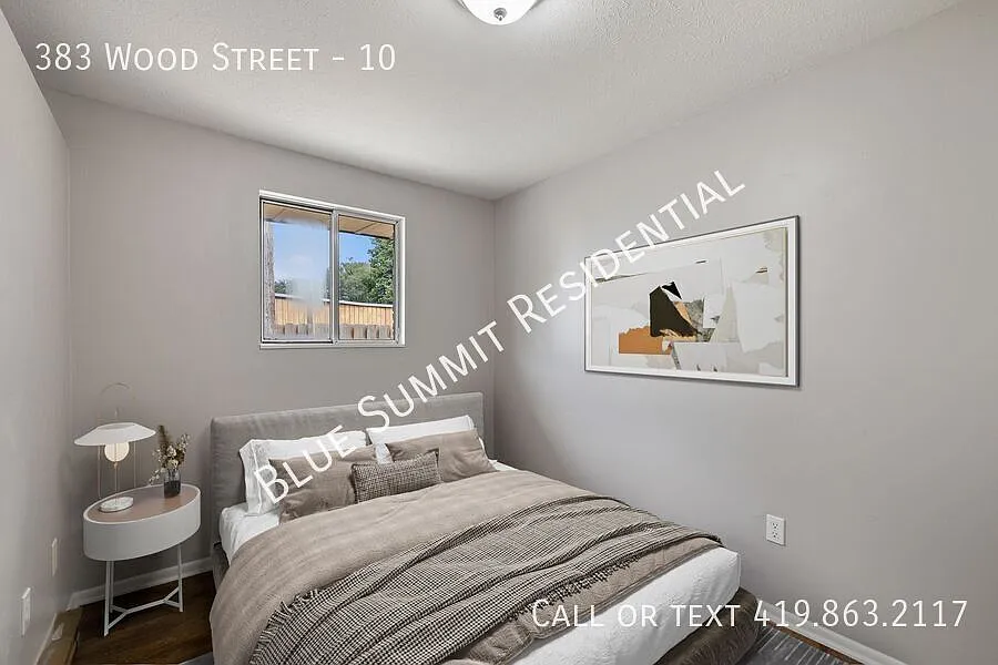 Building Photo - 383 Wood St #10