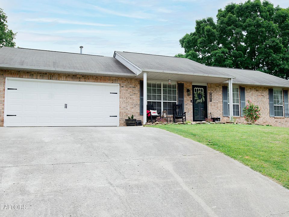 1st image of 4918 Amos Ln