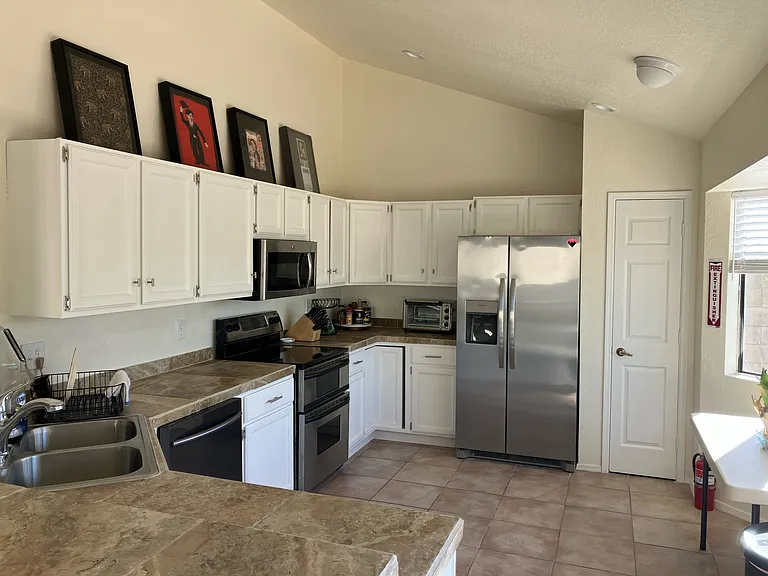 Kitchen_1