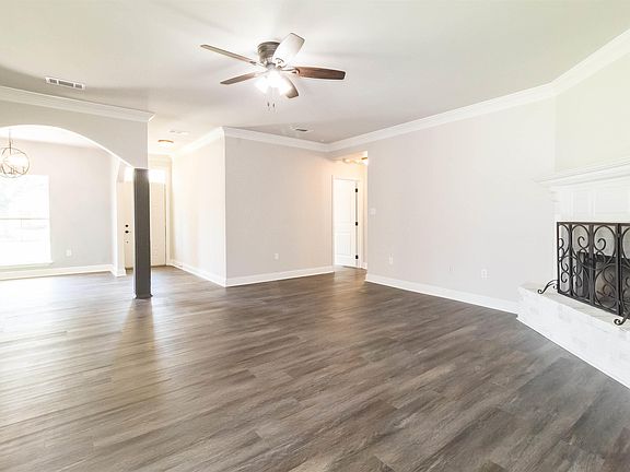 5th image of 28790 Brett Dr