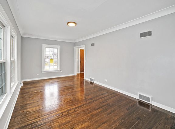 3rd image of 1715 S 2nd Ave