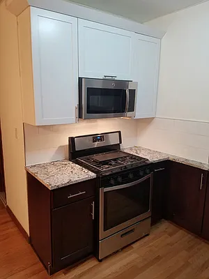 Rented by Midbrook Realty, LLC | media 17