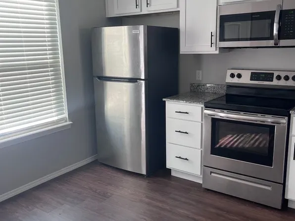 Sanders - Joseph/George, 820-842 George St #828, Fort Smith, AR 72908