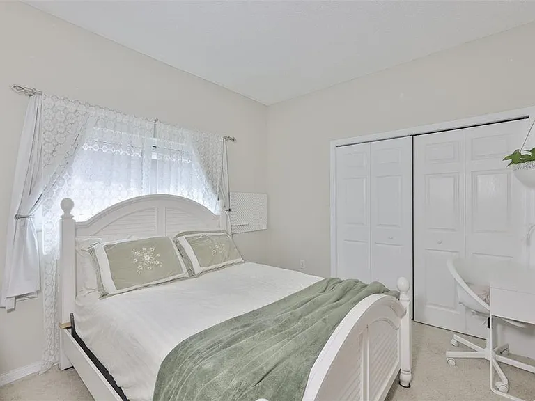 13016 Prestwick Dr — Photo 18