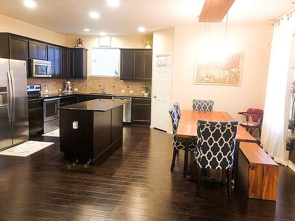 3rd image of 1211 Cozy Creek Dr
