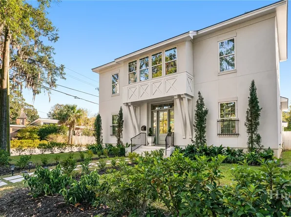723 E Victory Drive, Savannah, GA 31405