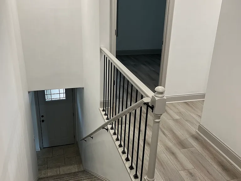 6141 Hanna Ct — Photo 9