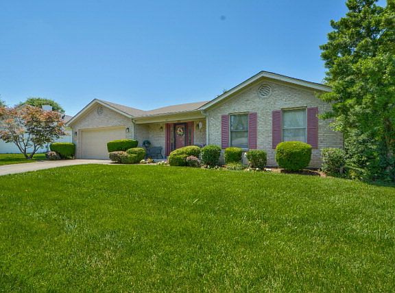 2nd image of 125 Saratoga Cir