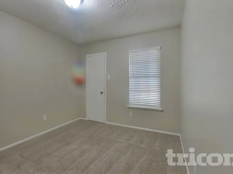 7331 Millbrae Ln — Photo 11
