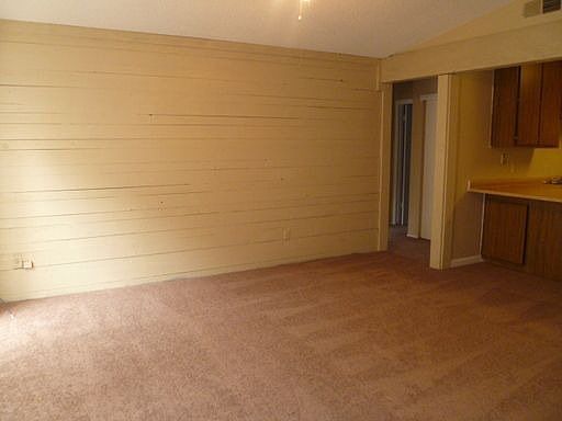 5th image of 9666 Greensboro Cir