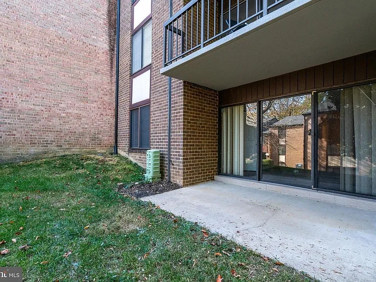 3107 Buccaneer Ct #2 — Photo 31