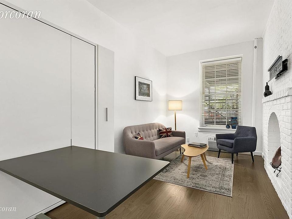 1st image of 333 W 21st St