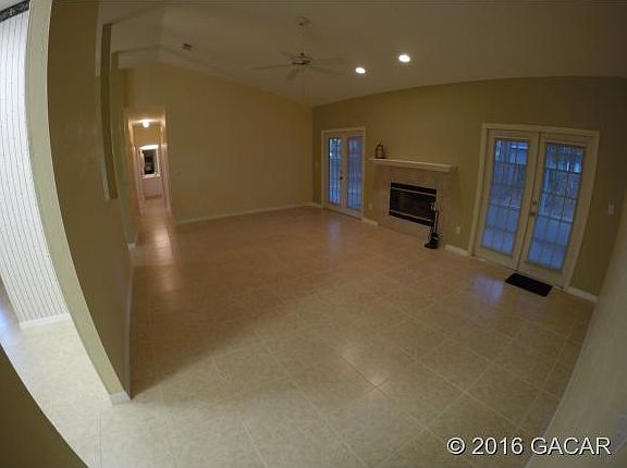 4th image of 11135 NW 36th Ln