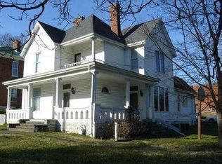 208 Maple St E, Fayetteville, TN 37334