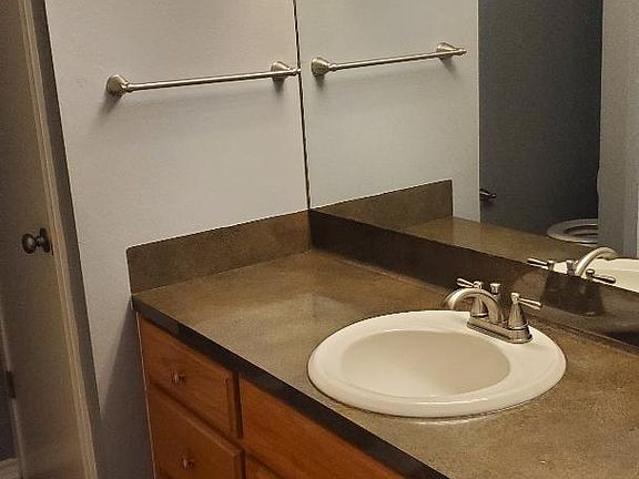 5th image of 103 Dell Dr