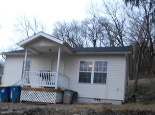 112 Perry Ave, Excelsior Springs, MO 64024