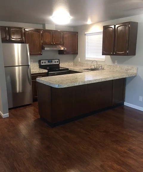 Churchill Village Apartments — Photo 84