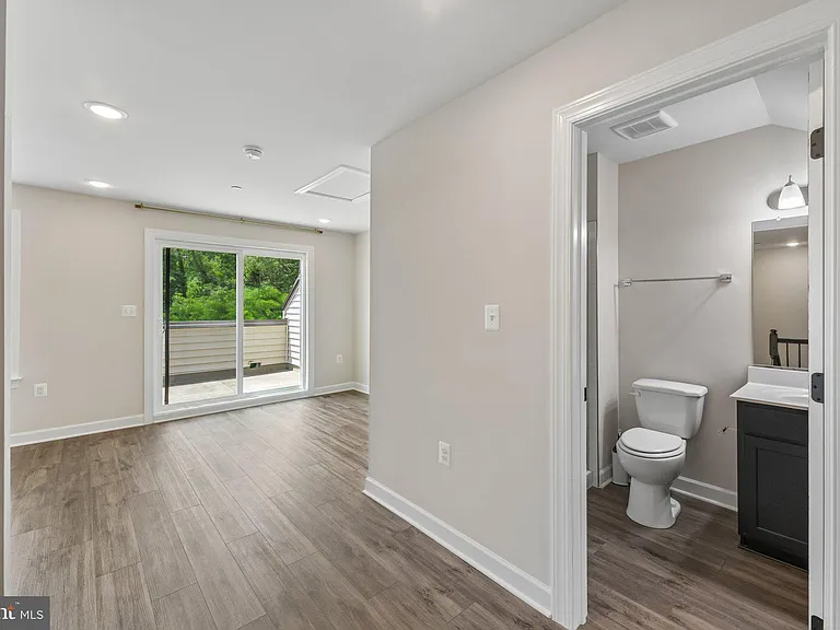 7202 Mountaineer Dr — Photo 13