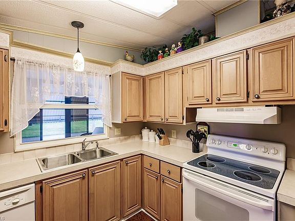 4th image of 3179 Rain Dance Ln