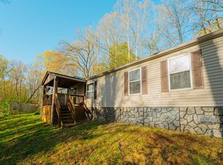 484 Boca Chica Dr, Zanesville, OH 43701