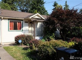19210 18th Ave NE, Seattle, WA 98155