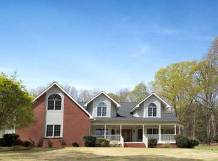 86 S Creek Ct, Carrollton, GA 30117
