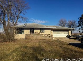 300 E 3rd St, Melvin, IL 60952