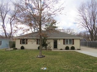 6734 Sterling Ave, Raytown, MO 64133