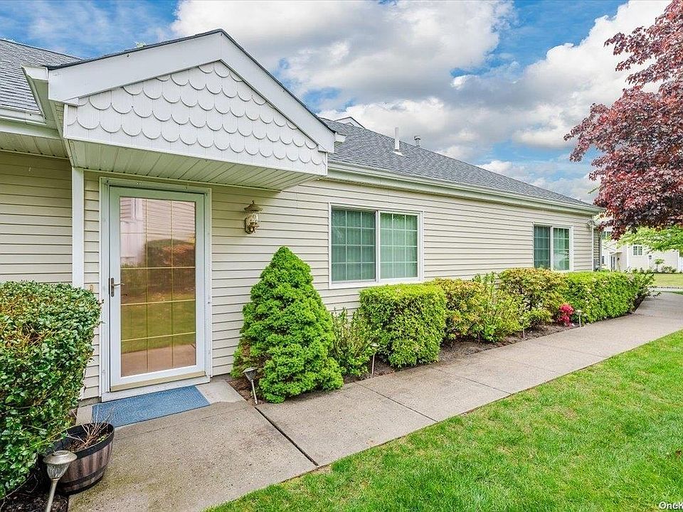 1st image of 307 Prairie Court #307
