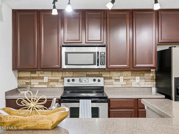 13843 HERONS LANDING Way #9, Jacksonville, FL 32224